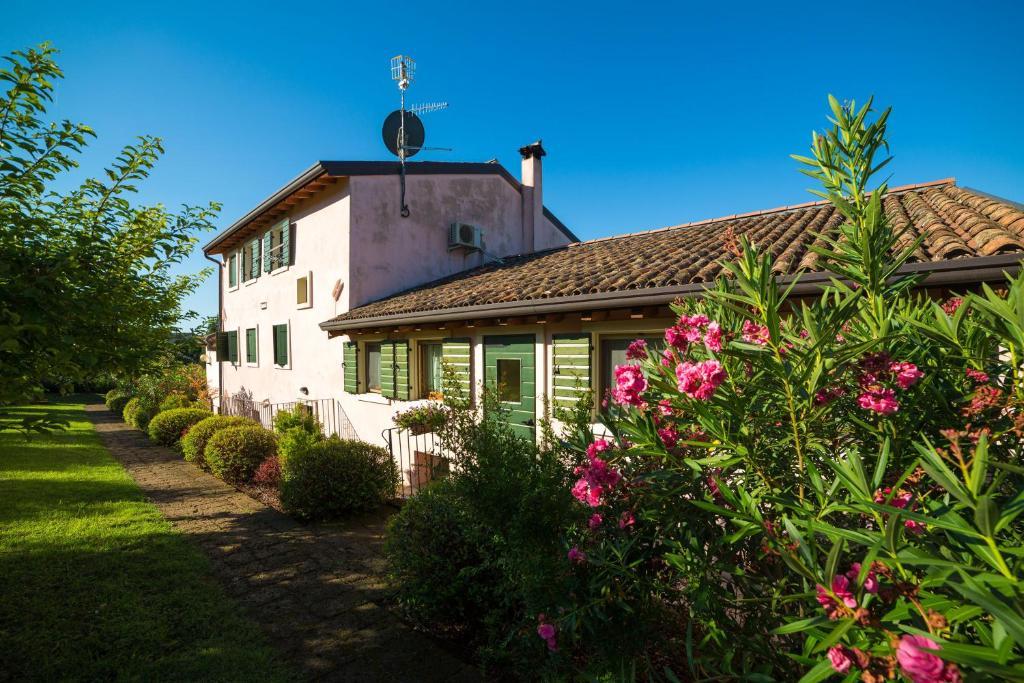 Agriturismo Casa Rosa Villa Novaglie Bagian luar foto