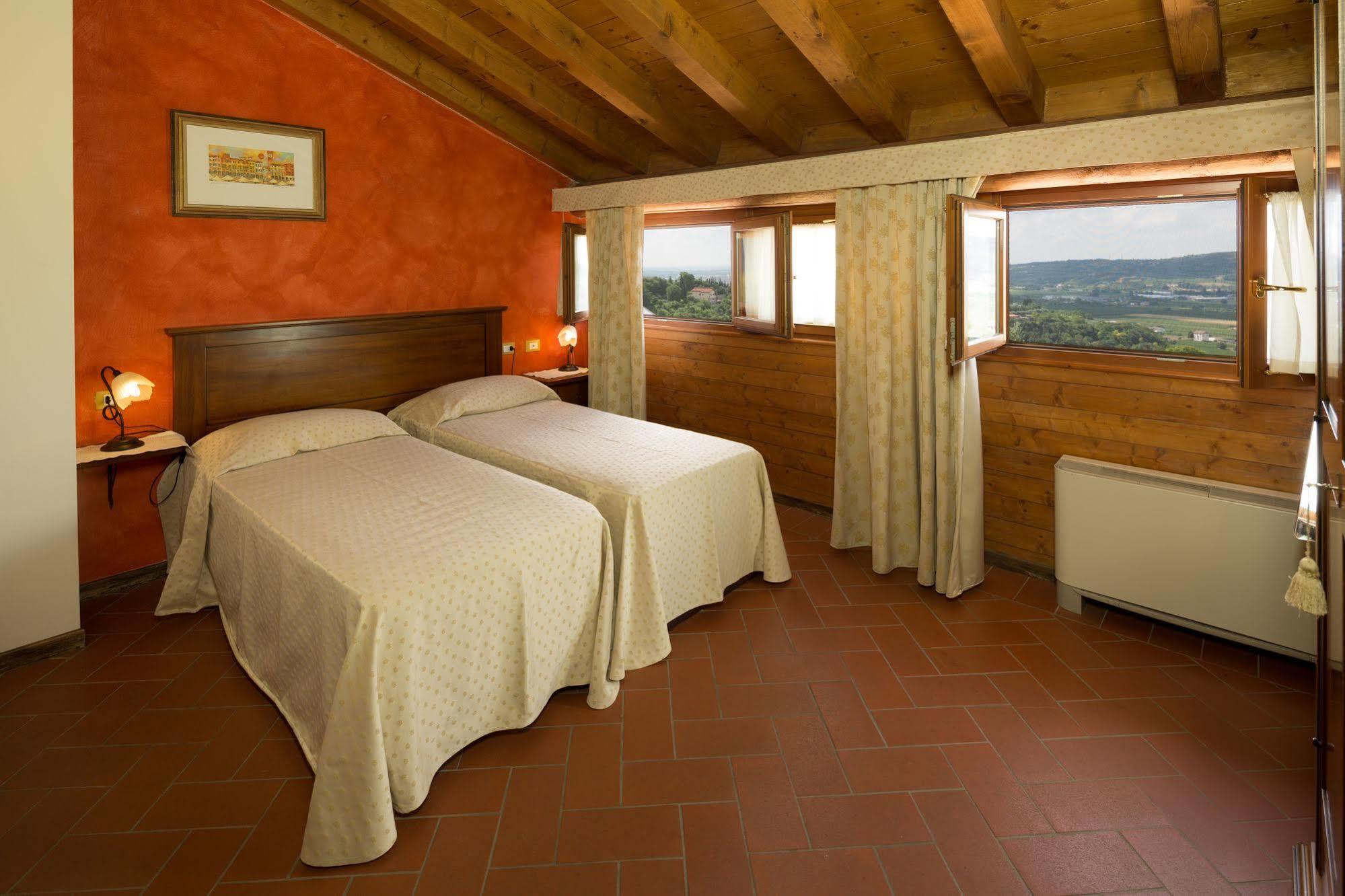 Agriturismo Casa Rosa Verona Bagian luar foto